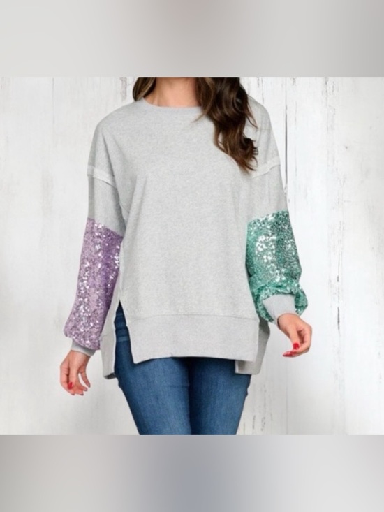 Peach Love California Tops - NWOT Peach Love California Sequin Sleeve Oversized Pullover